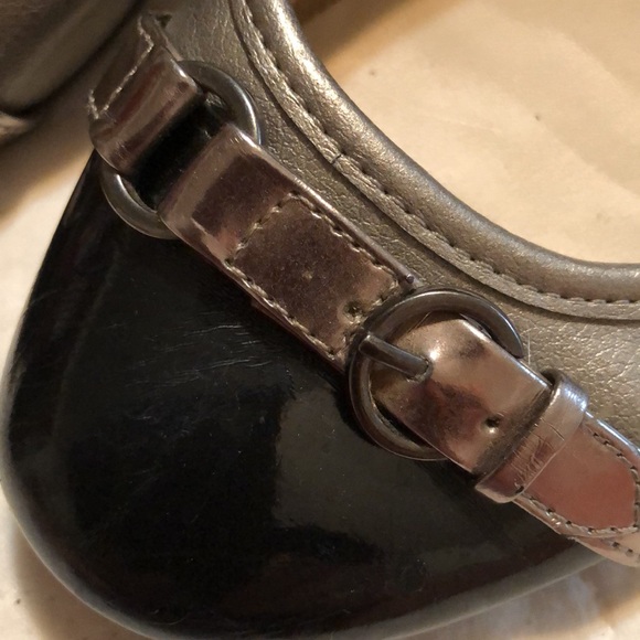 Croft&Barrows bronze and black flat shoe. Size 7 - Picture 2 of 5